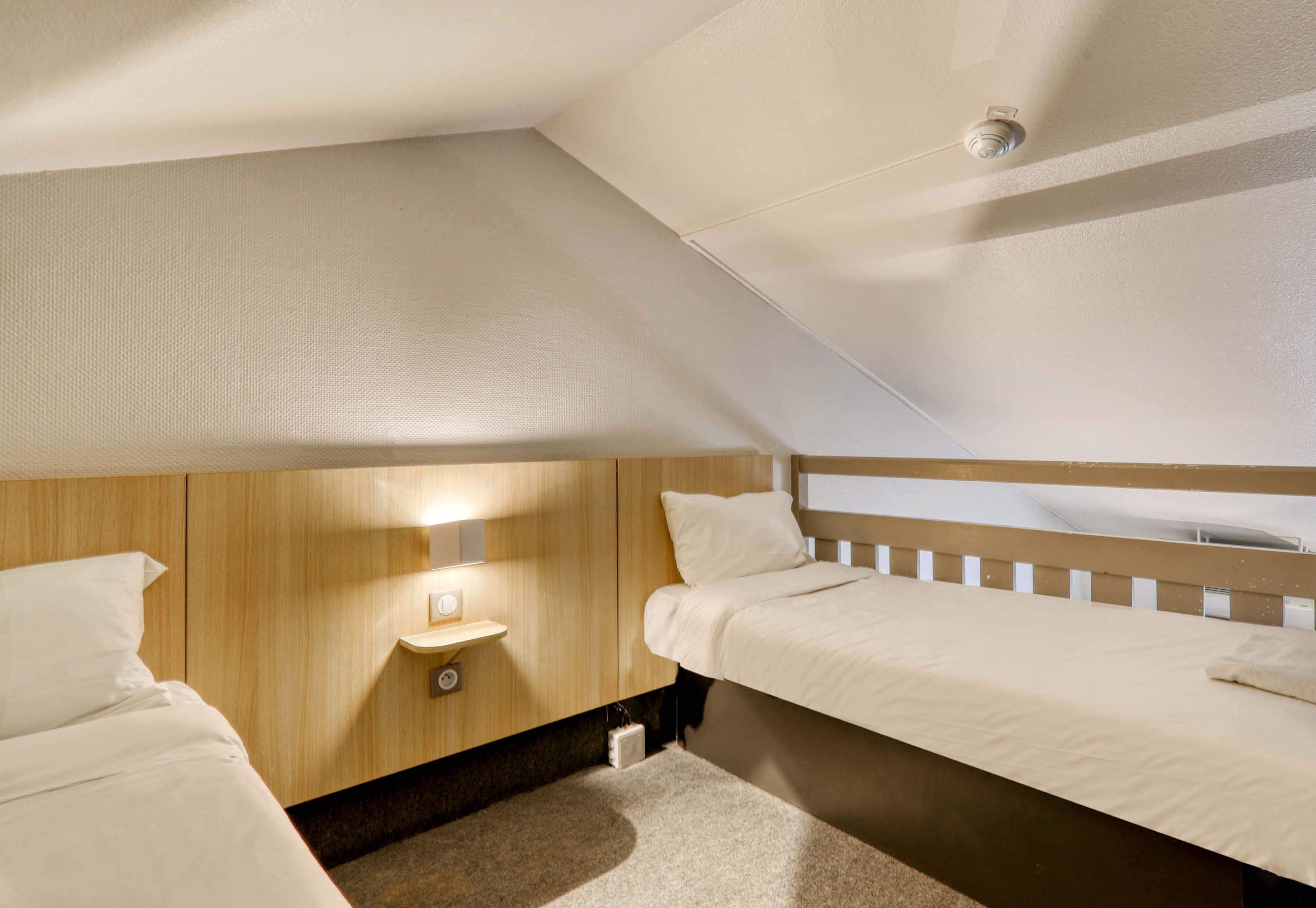 Photo - B&B HOTEL Clermont-Ferrand Le Brézet Aéroport