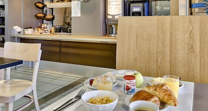 B&B HOTEL Clermont-Ferrand Le Brézet Aéroport