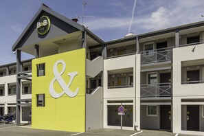 Bagian depan properti