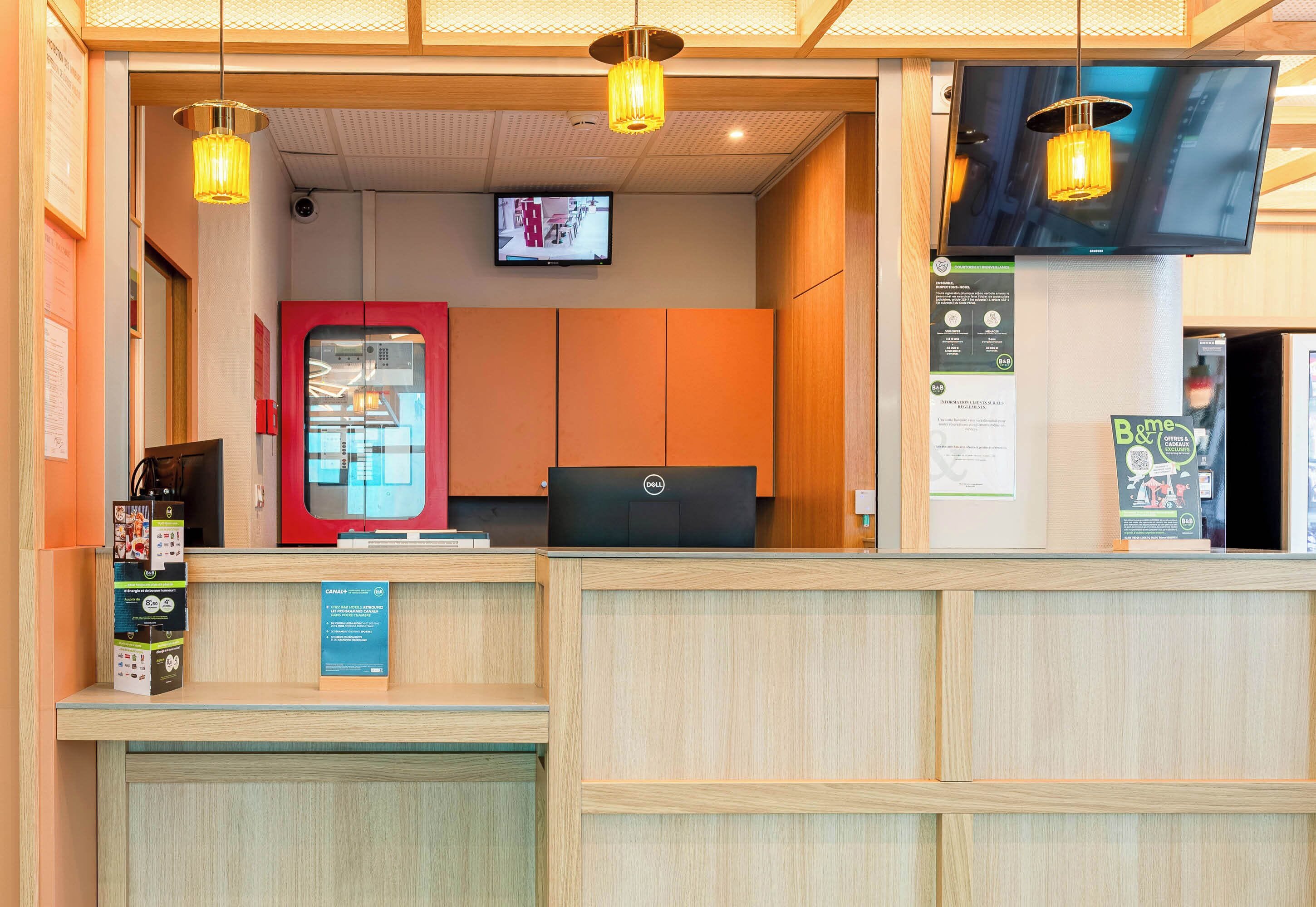 Photo - B&B HOTEL Nantes Centre