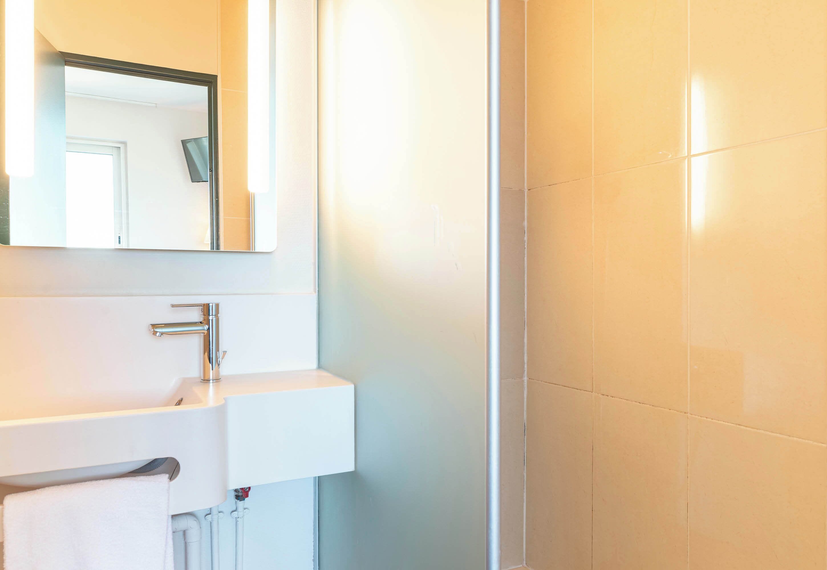 Photo - B&B HOTEL Nantes Centre