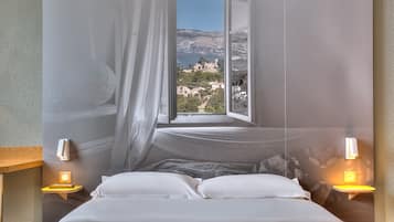 Tweepersoonskamer, niet-roken | Luxe beddengoed, een bureau, geluiddichte muren, gratis wifi