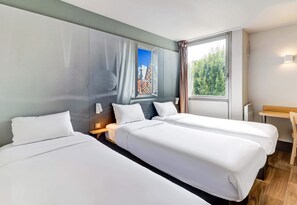 Premium bedding, individually furnished, desk, blackout drapes - B&B HOTEL Beaune Sud (1) Palais des Congrès (Beaune)