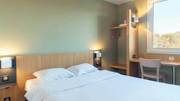 Doppelzimmer, Nichtraucher | Individuell dekoriert, individuell eingerichtet, Schreibtisch