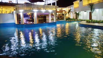 Utomhuspool