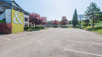 Parcheggio non assistito gratuito