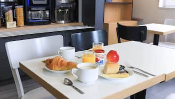 Colazione a buffet a pagamento, servita tutte le mattine