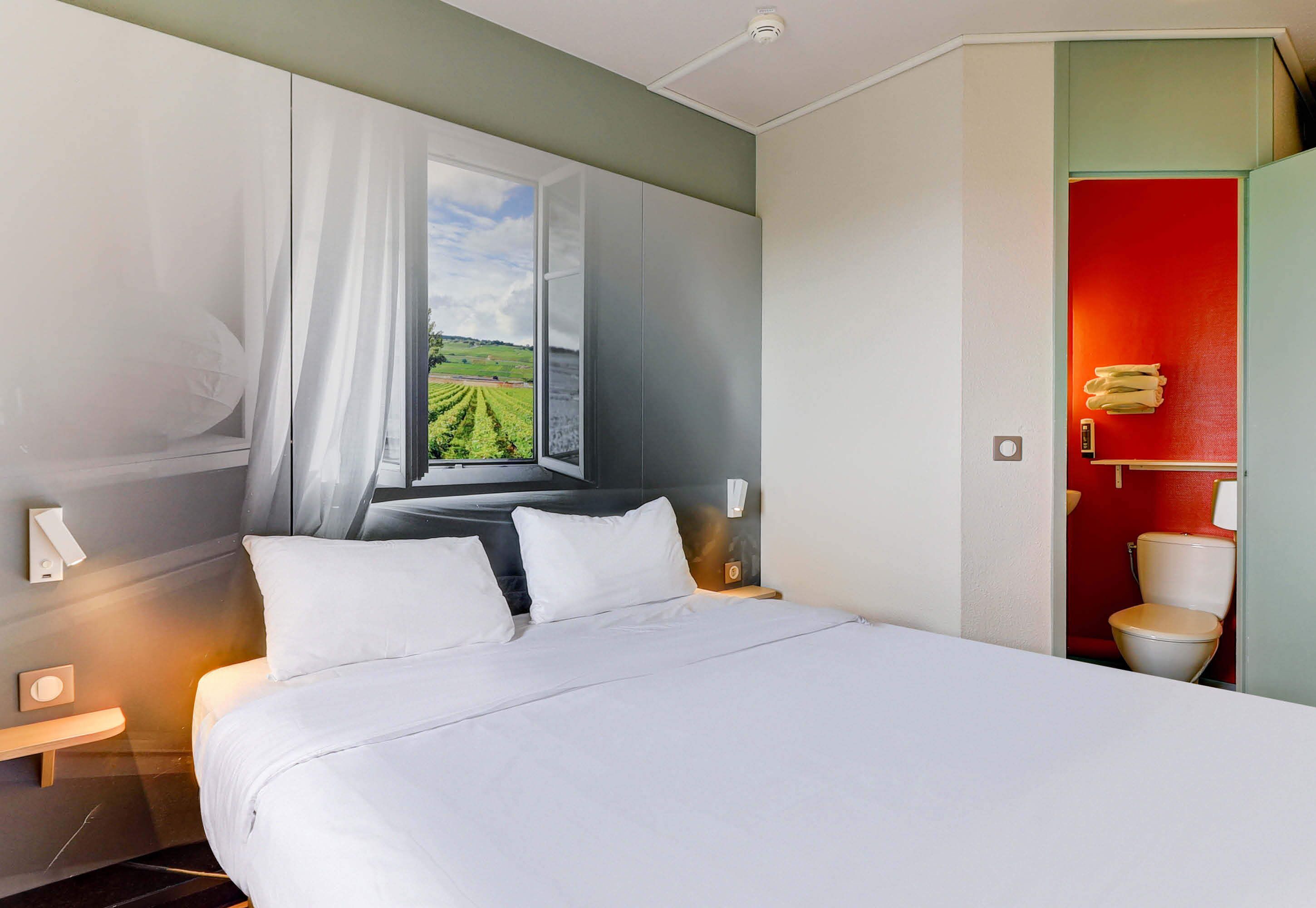 Double Room, Non Smoking | Premium bedding, desk, soundproofing, free WiFi