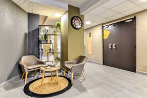 Khu tiếp khách ở sảnh