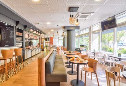 B&B HOTEL Paris Malakoff Parc des Expositions
