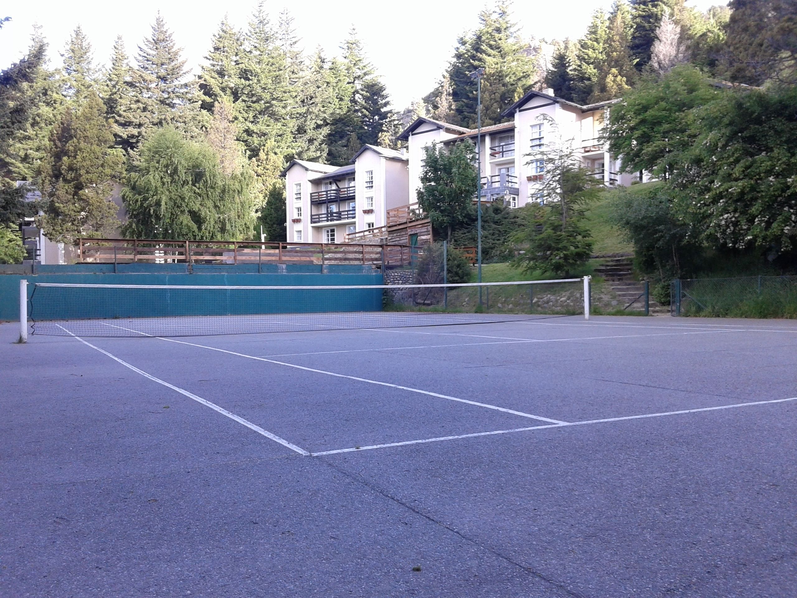 tennis court