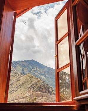 Deluxe Room, 1 King Bed | View from room - Hotel Pakaritampu (Ollantaytambo)