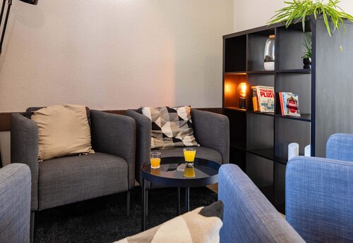 B&B HOTEL Grenoble Centre Alpexpo (8)