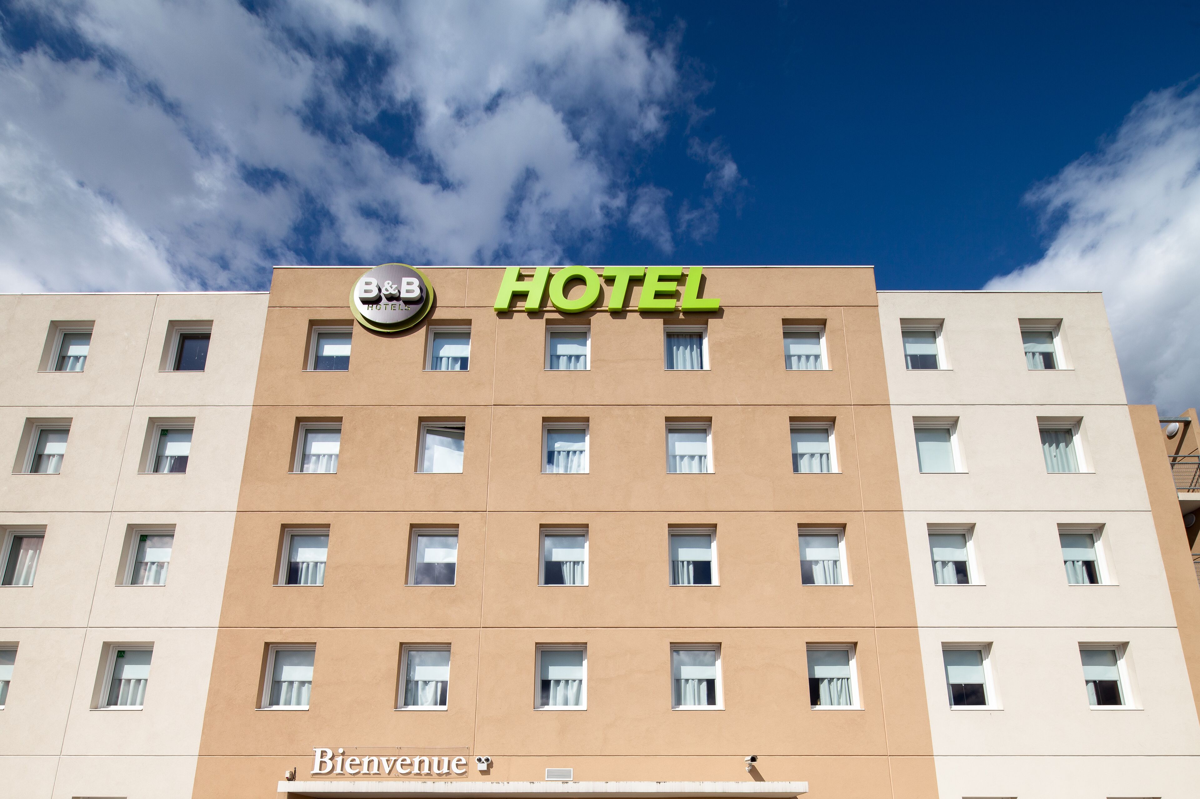 Fachada del alojamiento