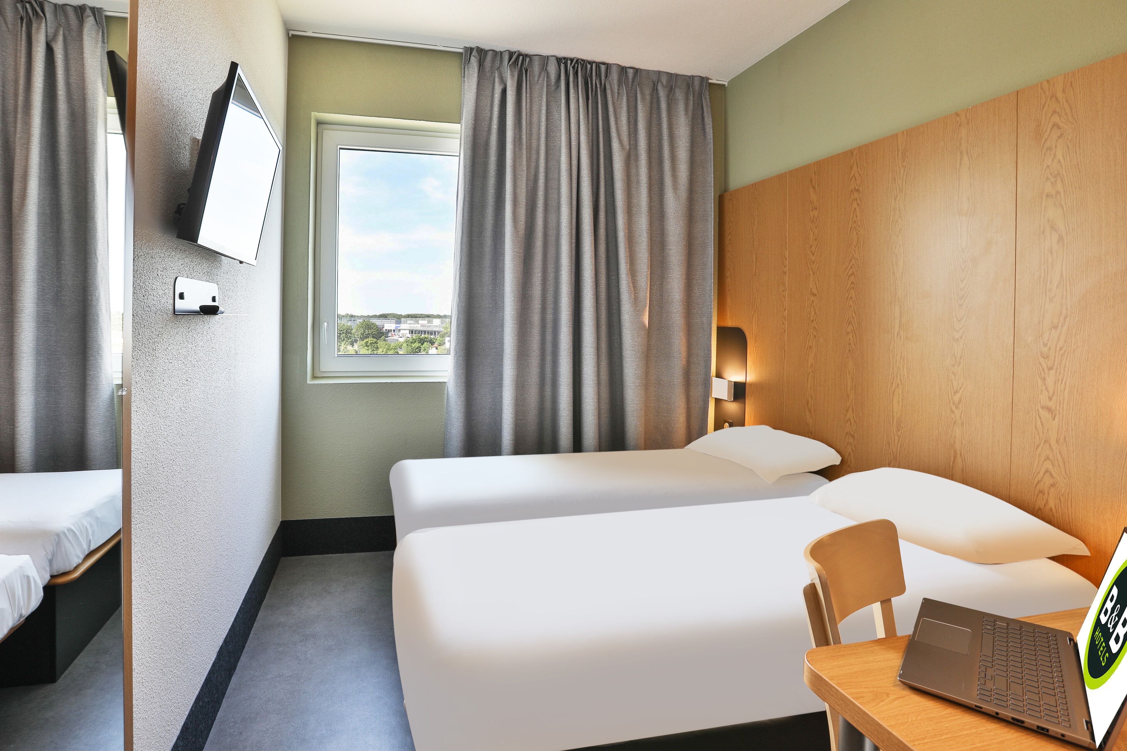 standard twin room, non smoking | 1 bedroom, desk, soundproofing, free wifi