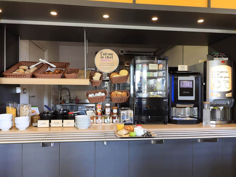 Desayuno buffet todos los días (con cargo)