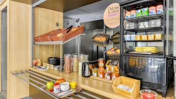 Frukostbuffé varje dag mot avgift