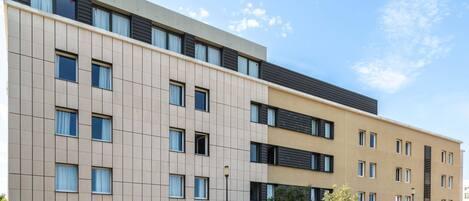 숙박 시설 정면