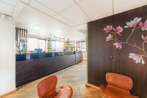Reception - B&B HOTEL Paris Nord Aulnay-sous-Bois (Aulnay-sous-Bois)