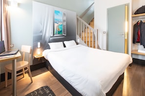 Quadruple Room, Non Smoking | Premium bedding, desk, soundproofing, free cribs/infant beds