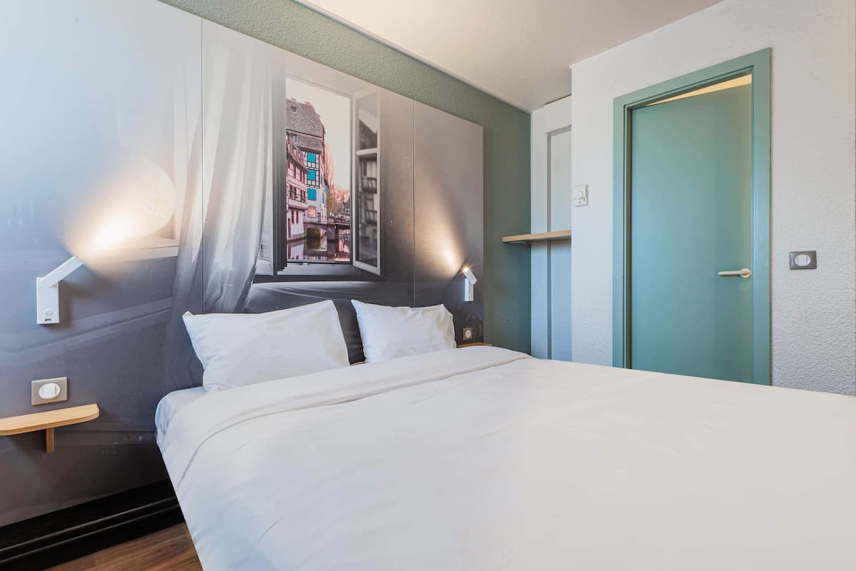 Double Room, Non Smoking | Premium bedding, desk, soundproofing, free WiFi