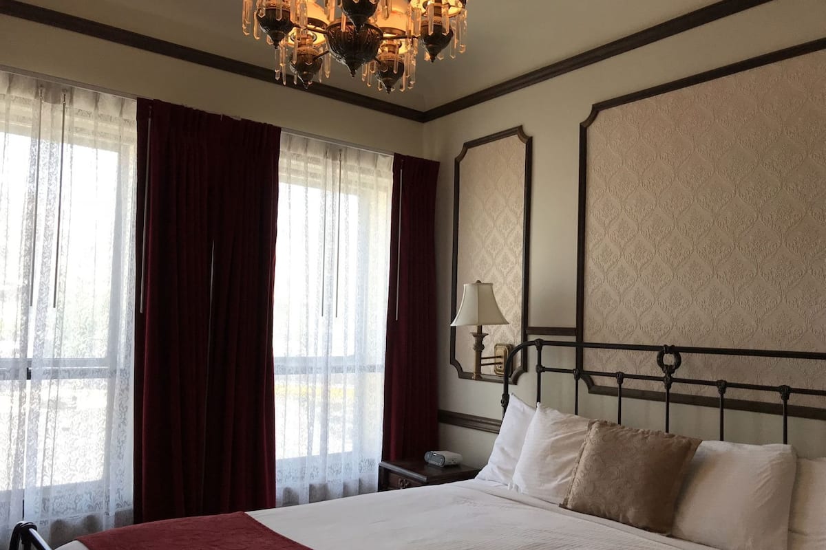 Premium bedding, individually decorated, blackout curtains