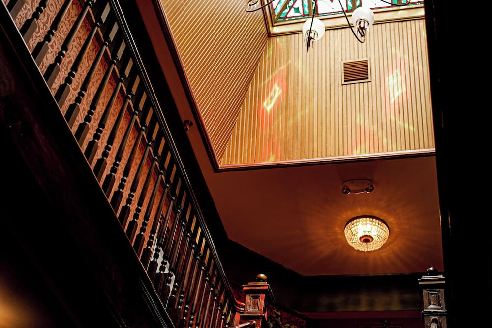Mizpah Hotel