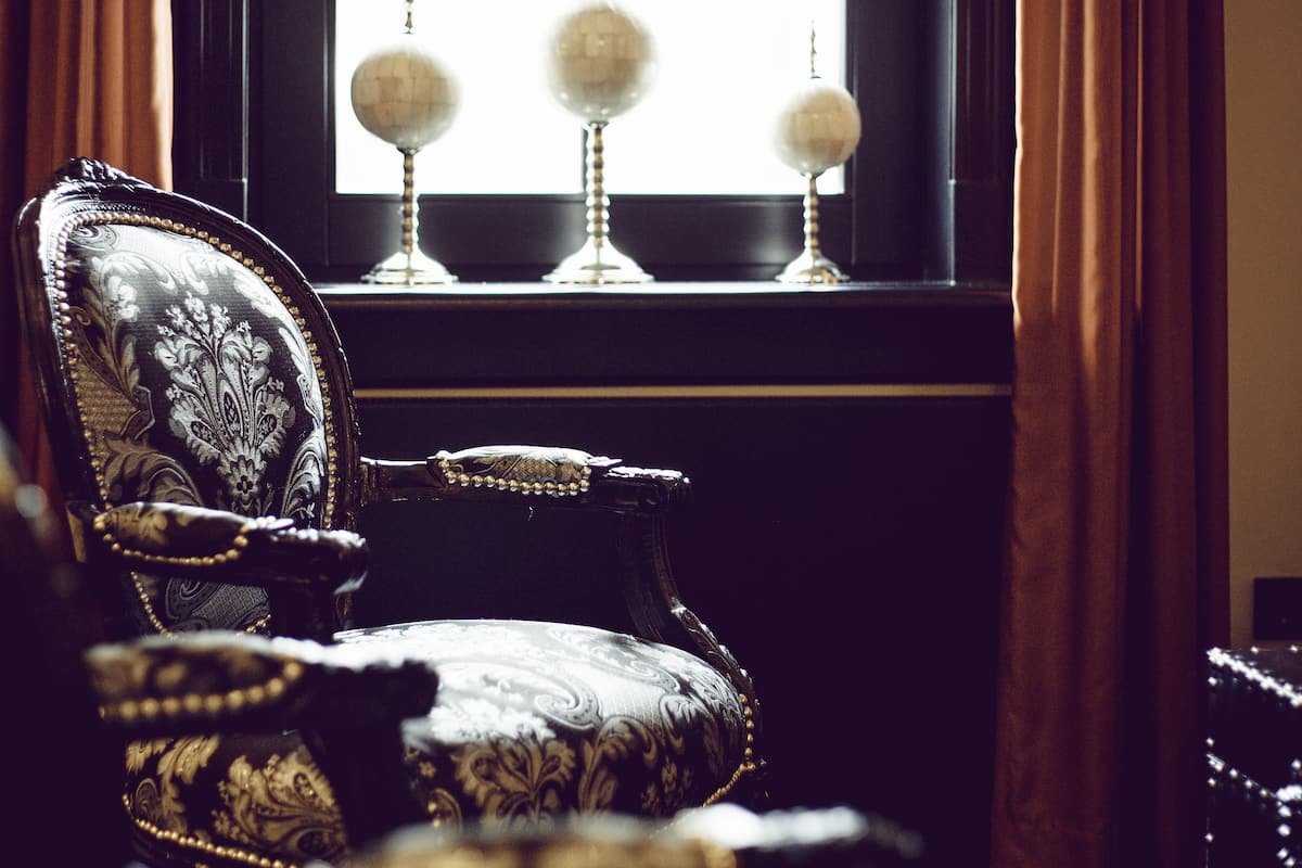 Deluxe Room, 1 King Bed, Ensuite (Music Room) | Premium bedding, minibar, in-room safe, blackout drapes