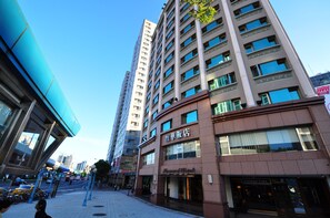Exterior - Forward Hotel (New Taipei City)