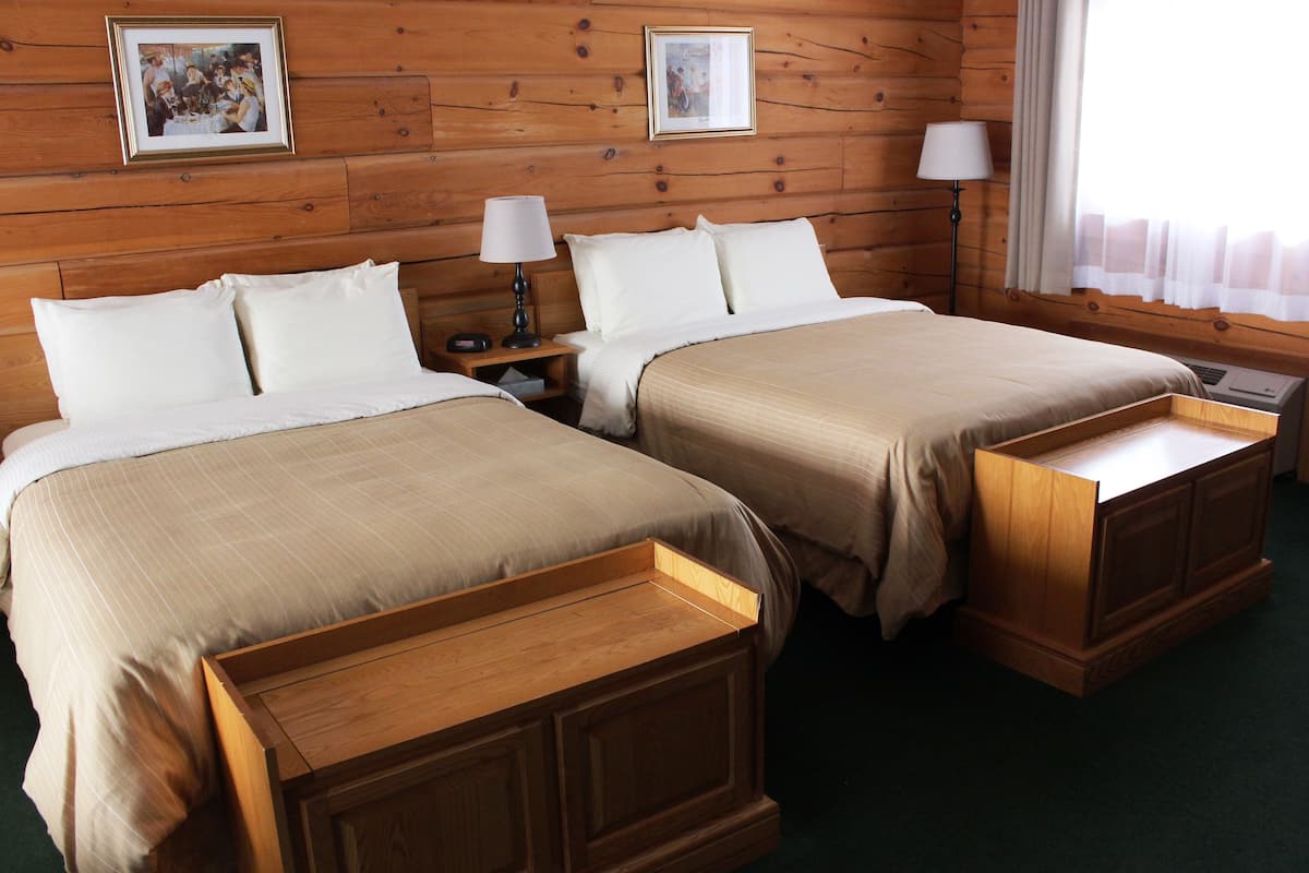 suite, 2 queen beds (fireplace suite) | 1 bedroom, desk, blackout curtains, iron/ironing board