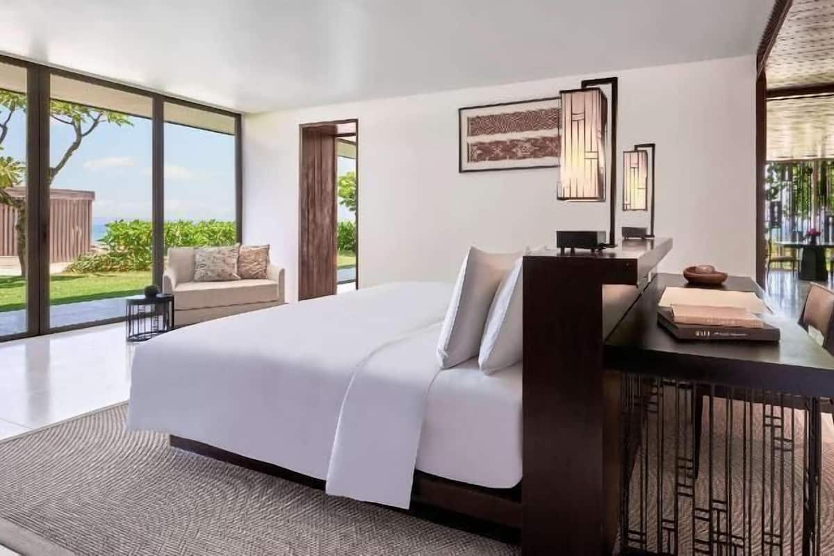 Ropa de cama de alta calidad y minibar