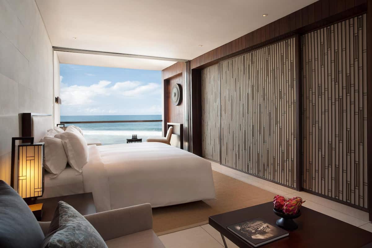 Suite, Ocean View
