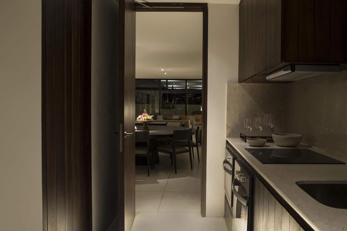 suite (penthouse) | premium bedding, minibar, in-room safe, blackout curtains