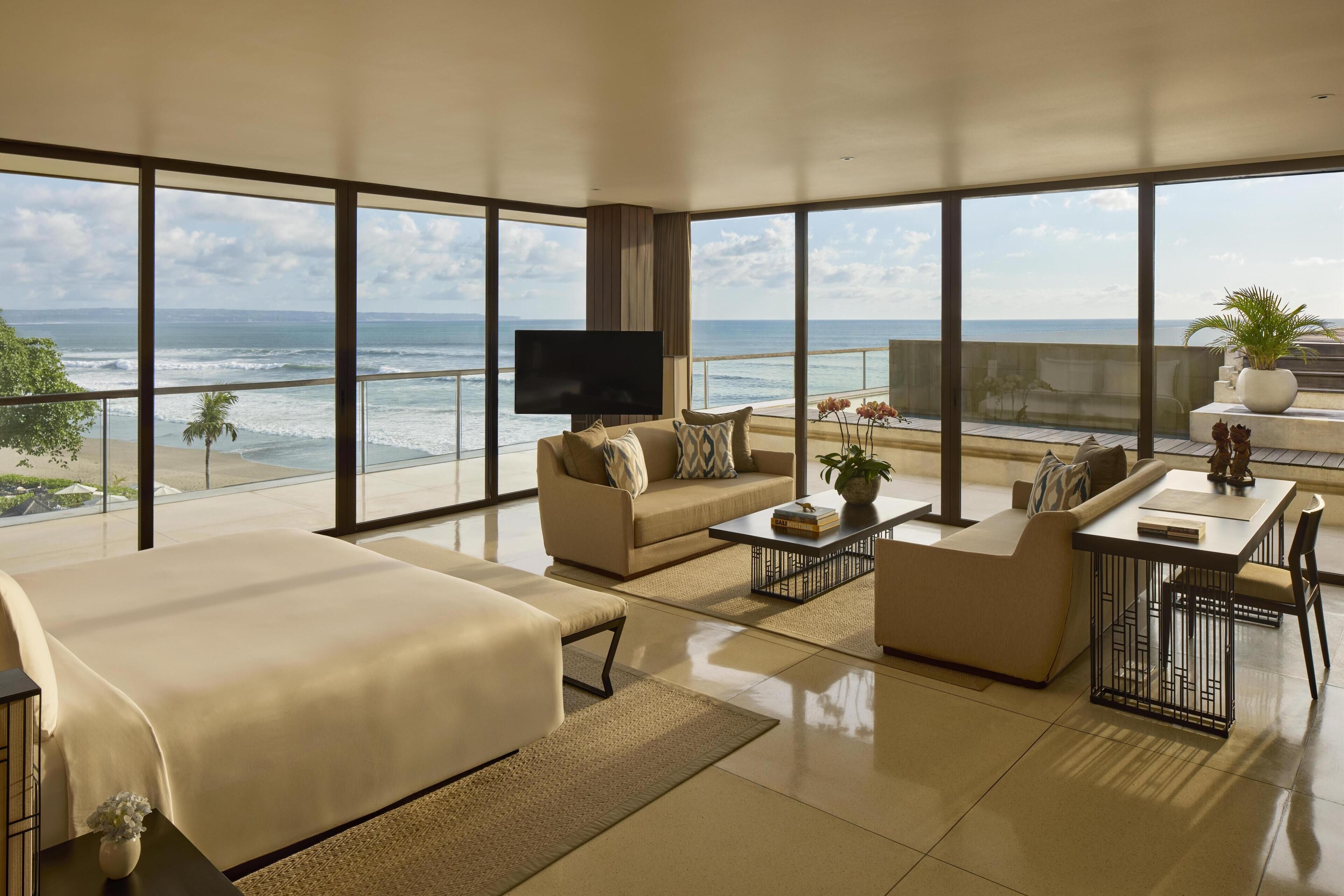套房 (Penthouse) | 高級寢具、迷你吧、房內夾萬、遮光窗簾/窗簾
