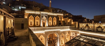 Mardius Tarihi Konak