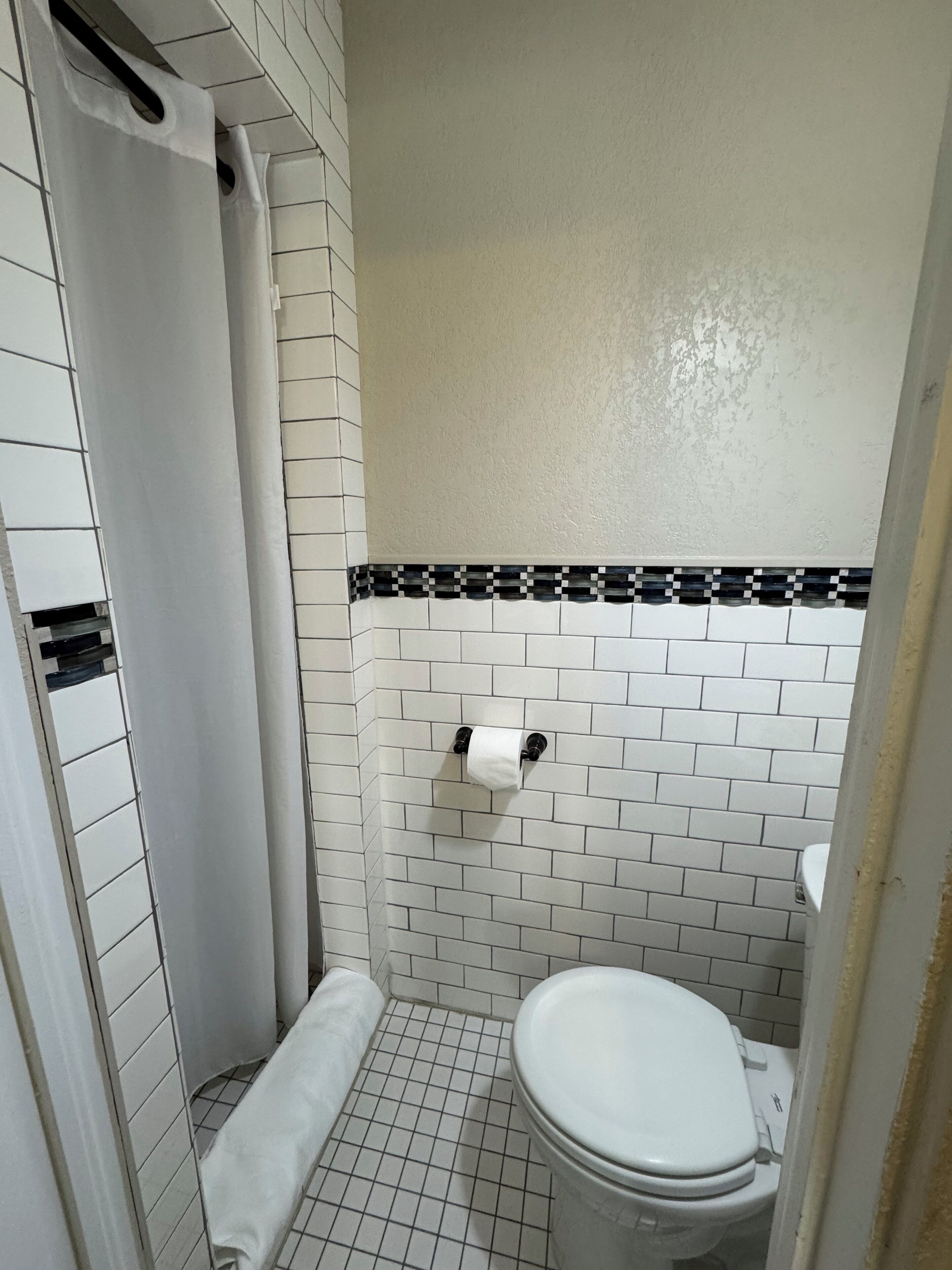 classic room, 1 queen bed | bathroom | free toiletries, hair dryer