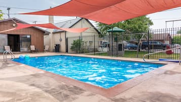 Outdoor pool, pool umbrellas