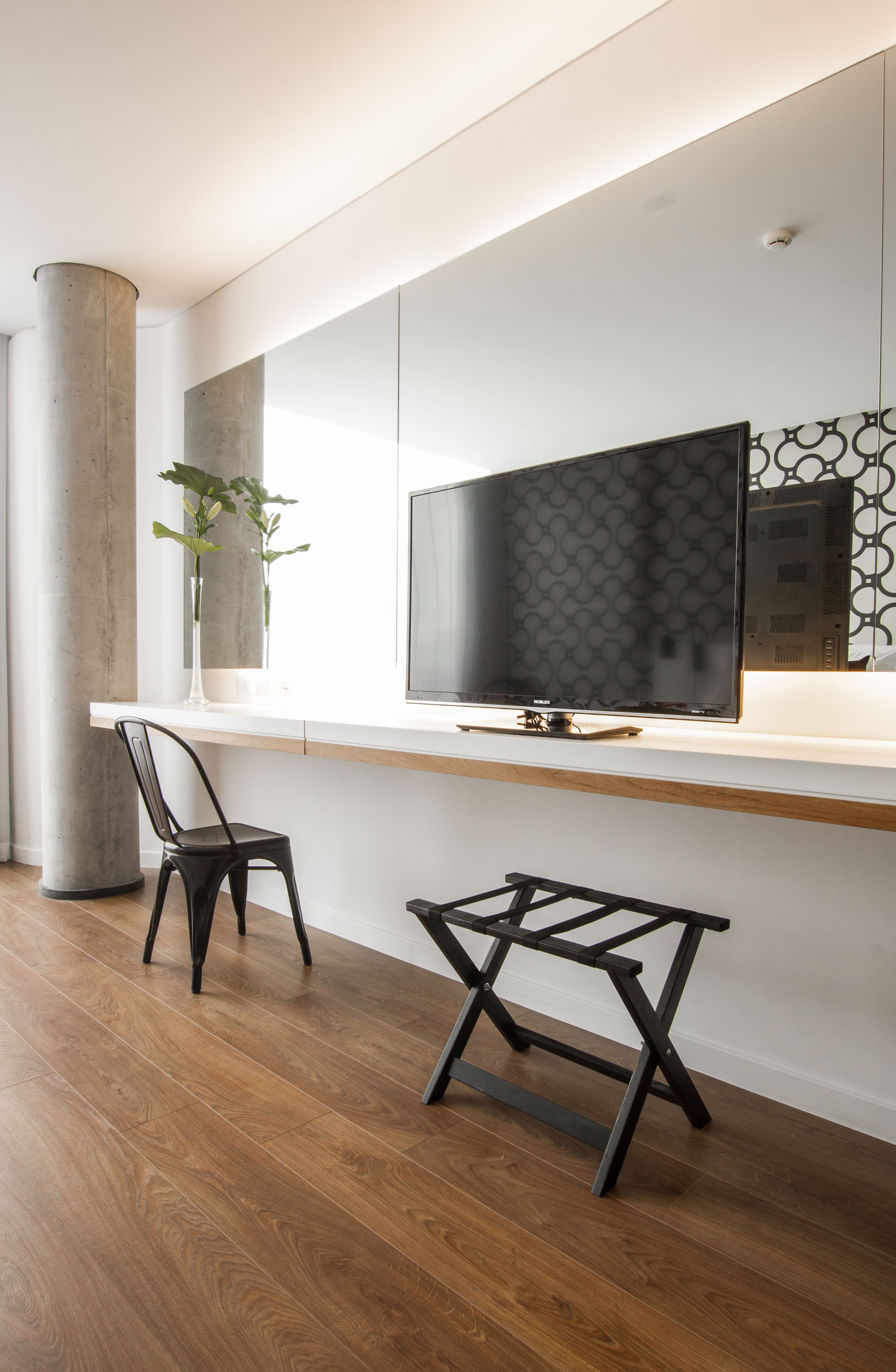 executive room | premium bedding, minibar, in-room safe, desk