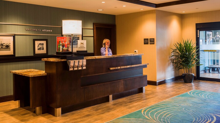 Hampton Inn by Hilton Ottawa Airport, ON, CN