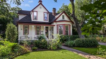 Overnatningsstedets facade