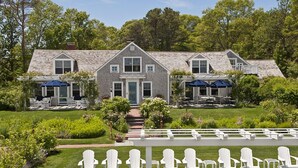 Exterior - A Little Inn on Pleasant Bay (Orleans)