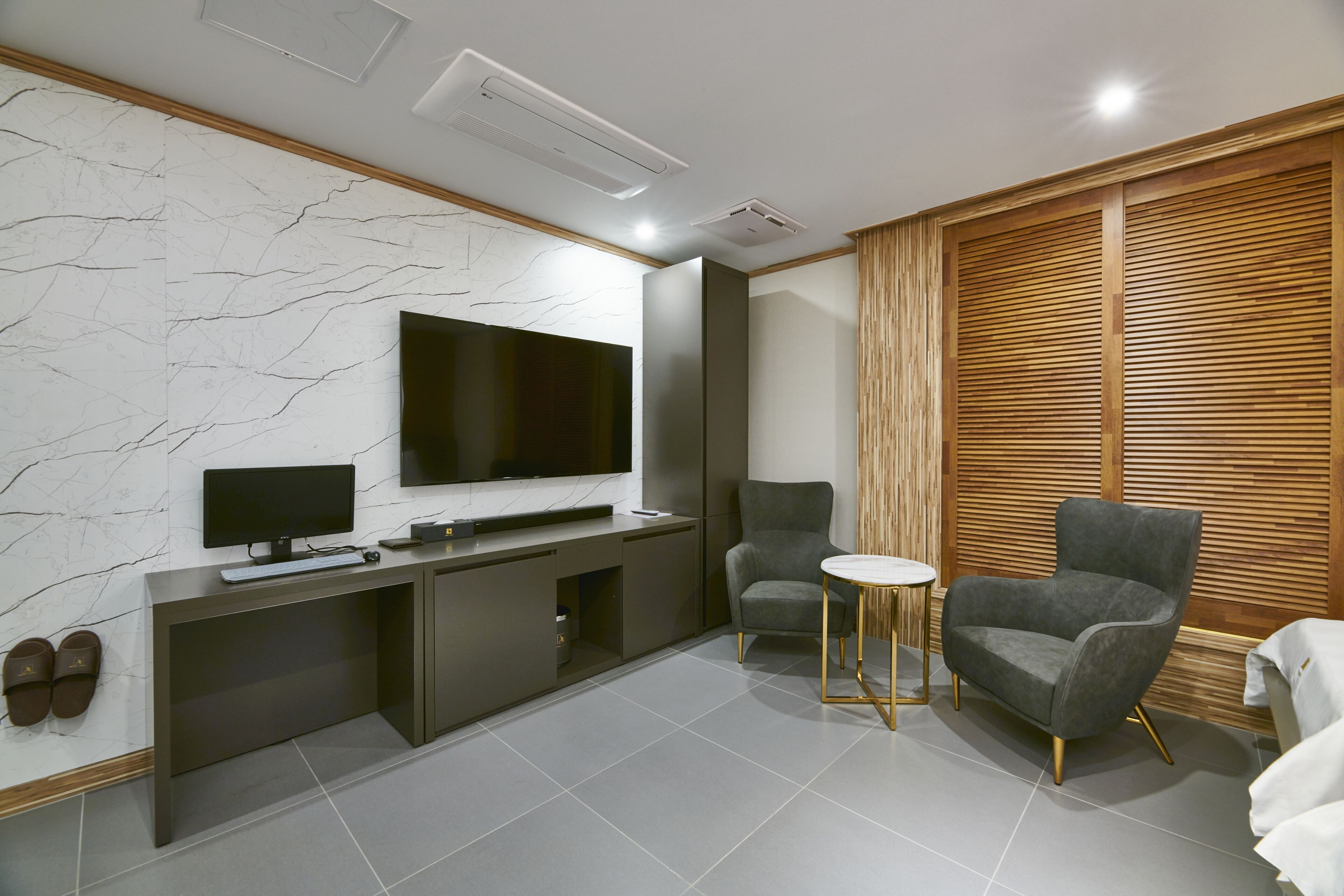 suite twin (room price for 2 guests. extra person fee krw10,000 charged at the property) | living area | plasma tv, netflix, streaming services