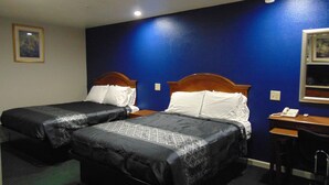 Room, 2 Queen Beds, Non Smoking, Refrigerator & Microwave - Corcoran Country Inn (Corcoran)