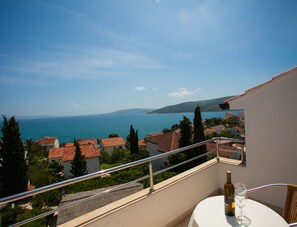 Apartment, 1 Bedroom, Balcony, Sea View | Desk, soundproofing, free WiFi - Apartments Kairos (Seget)