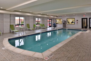 Una piscina techada