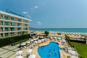 Private beach, sun loungers, beach umbrellas, beach bar