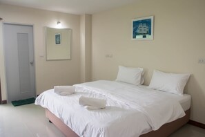 Standard Room, 1 Double Bed, Balcony | Egyptian cotton sheets, desk