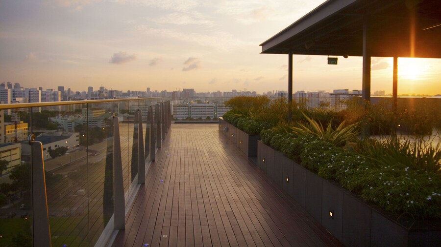 Aqueen Hotel Paya Lebar