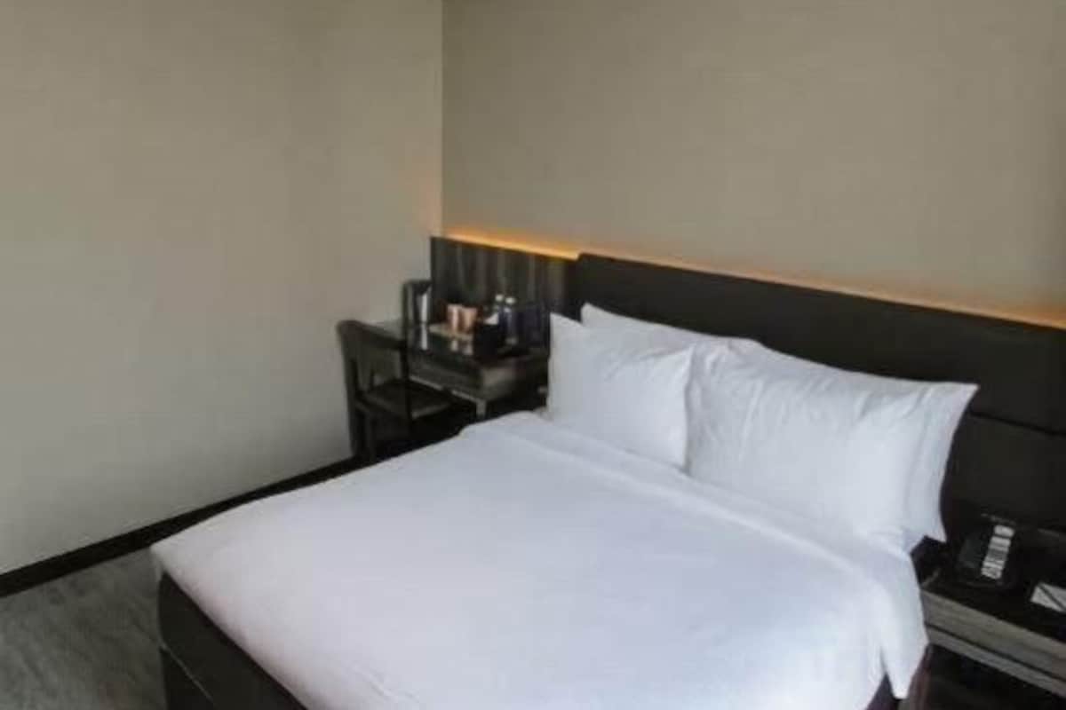 1 dormitorio, ropa de cama de alta calidad, caja fuerte y escritorio