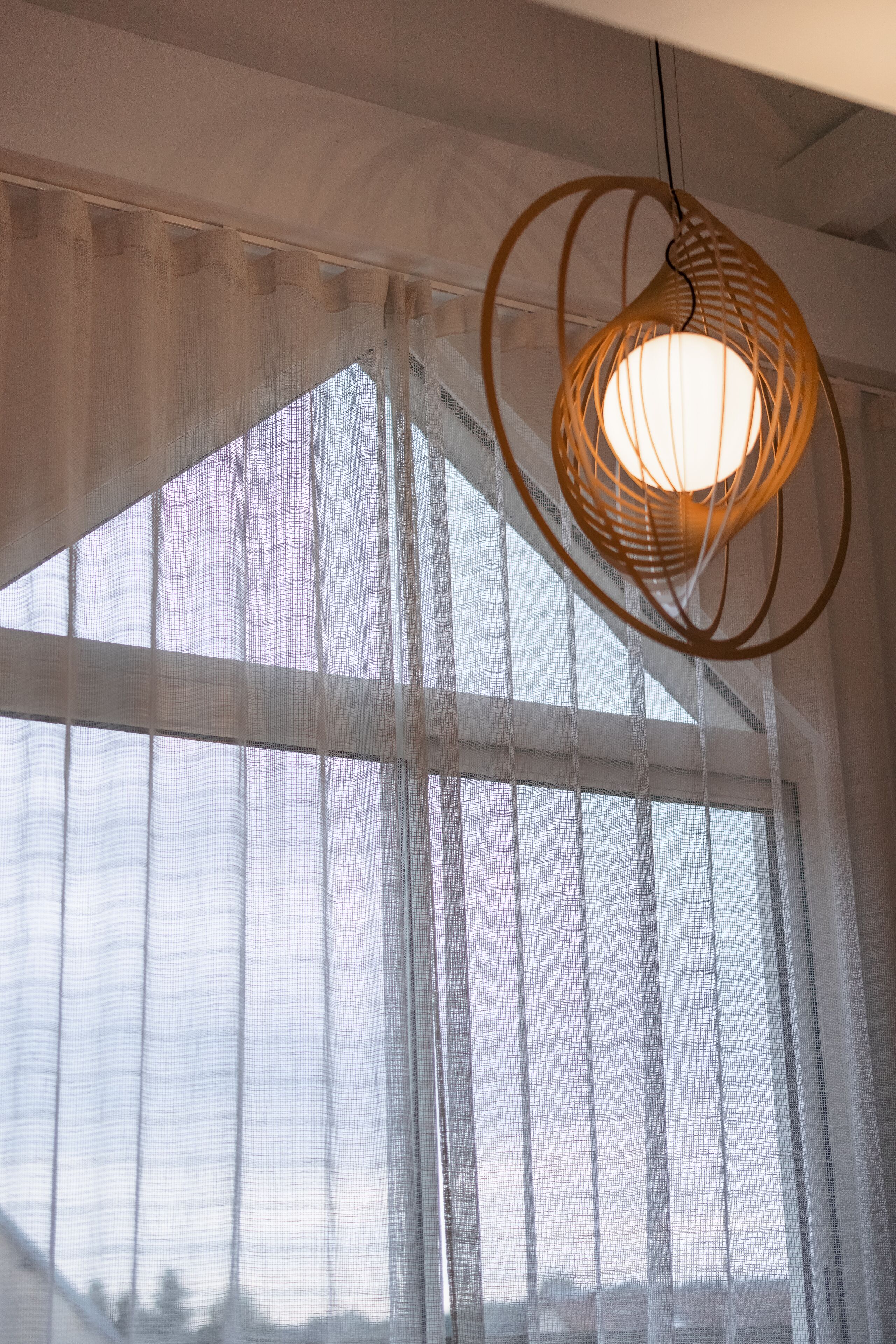 deluxe room, jetted tub | 1 bedroom, minibar, individually decorated, soundproofing